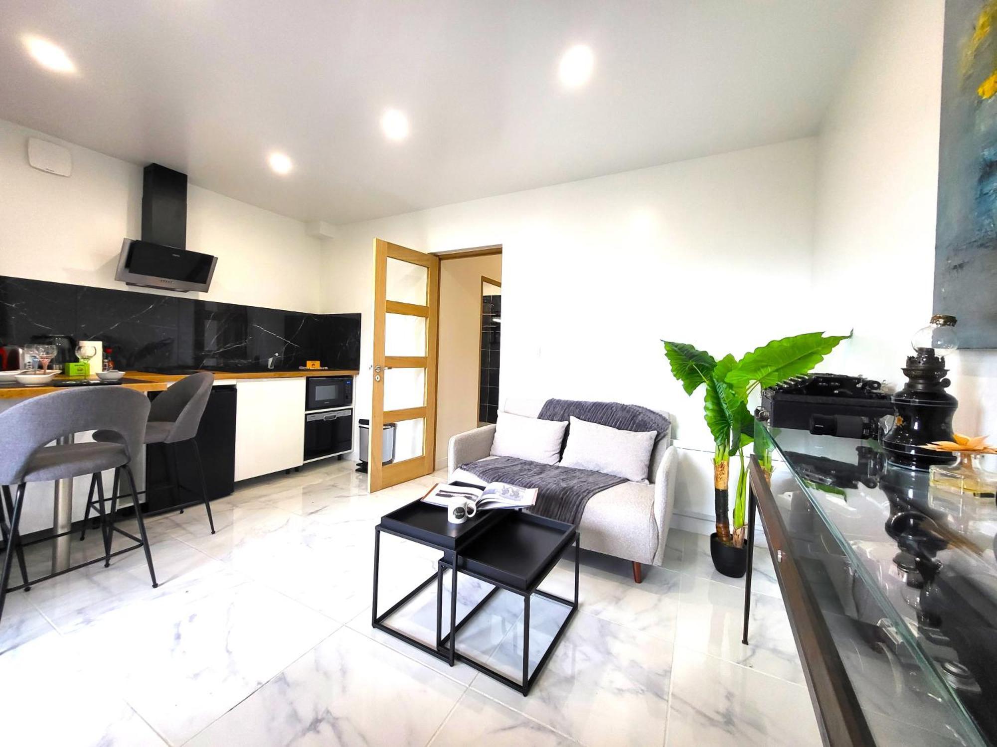 Le Bellevue - Beaux Appartements Avec Vue Splendide Palaiseau Esterno foto