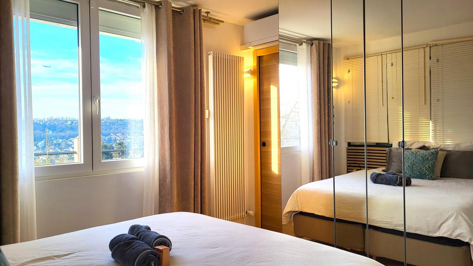 Le Bellevue - Beaux Appartements Avec Vue Splendide Palaiseau Esterno foto